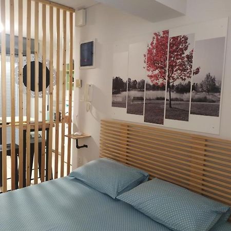 Blue Lagoon Studio Mesolóngion 외부 사진
